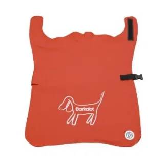 Barkalot Hunderegenmantel aus Upcycled-Stoff rot S