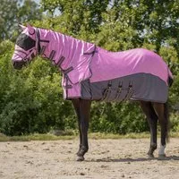 QHP Fliegendecke Collection mit Hals und Haube, Cherry Pink - 105 cm