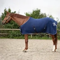 QHP Fleecedecke mit Ornament, Navy/Silber - 145 cm